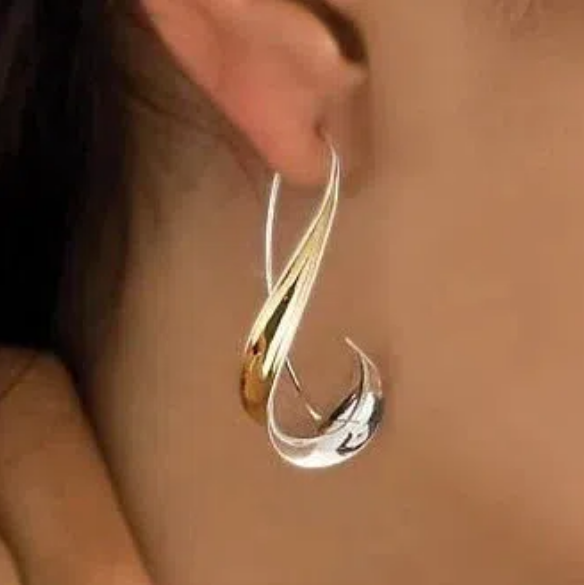 ヴィンテージゴールド&ダイヤモンドピアス