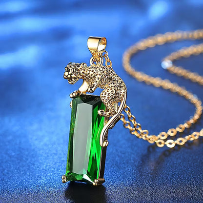 Wisiorek Emerald Serenade Guardian