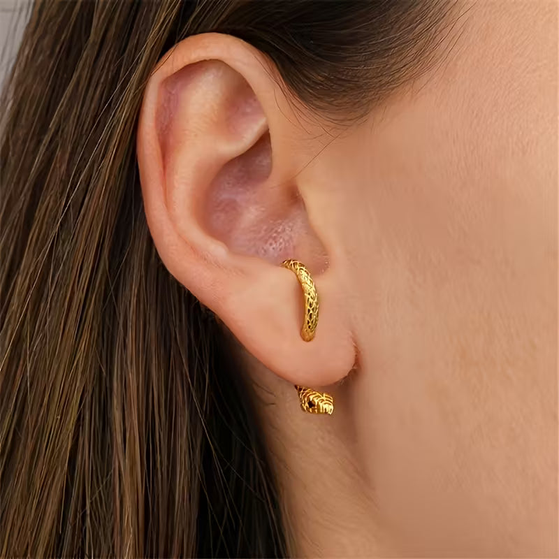 Serpentine Grace Ear Cuff