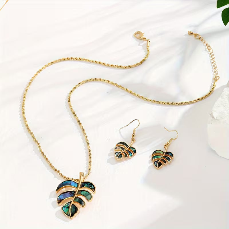 Tropical Luster Monstera Elegance Jewelry Set