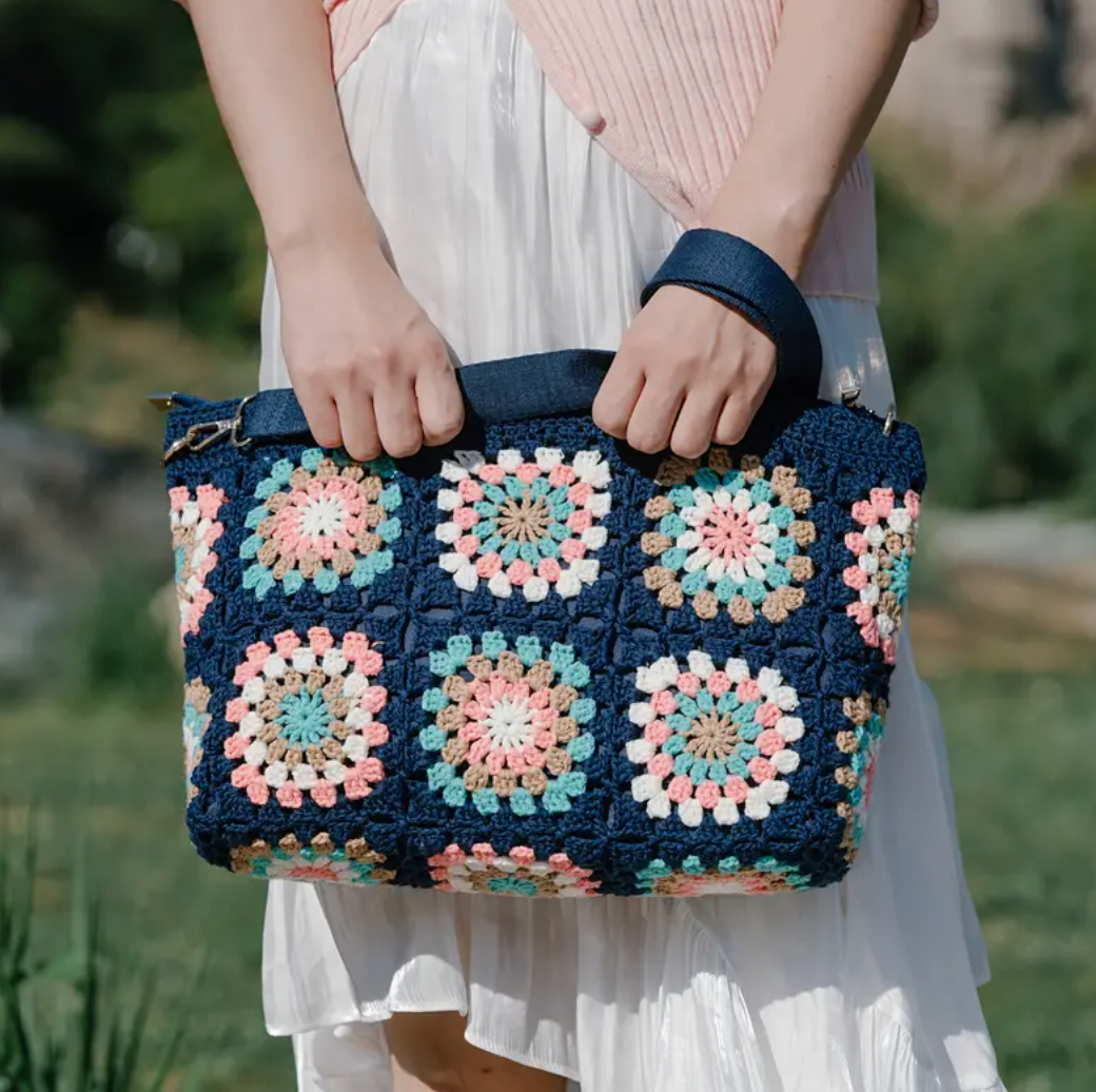Flower Crochet Shoulder Bag