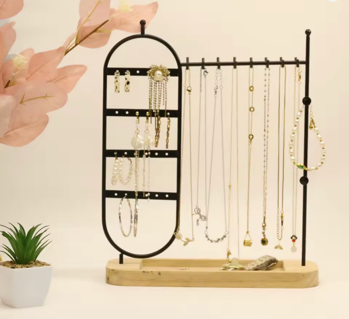 Classic Jewelry Stand