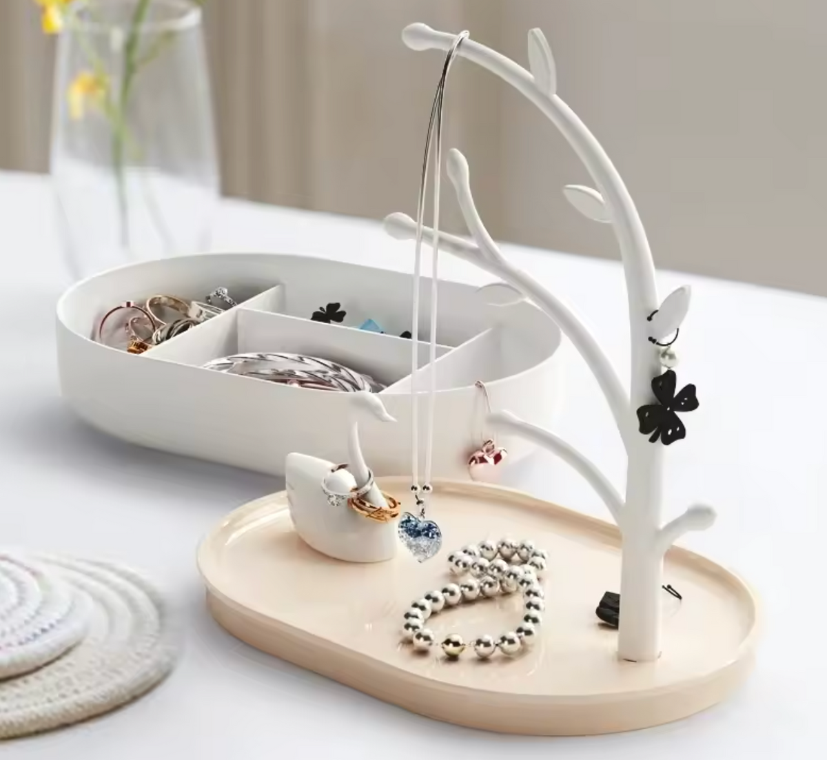 Lovely Jewelry Stand