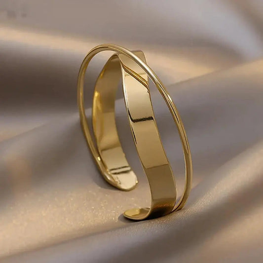 1+1 Offer: Classic Gold Bracelet