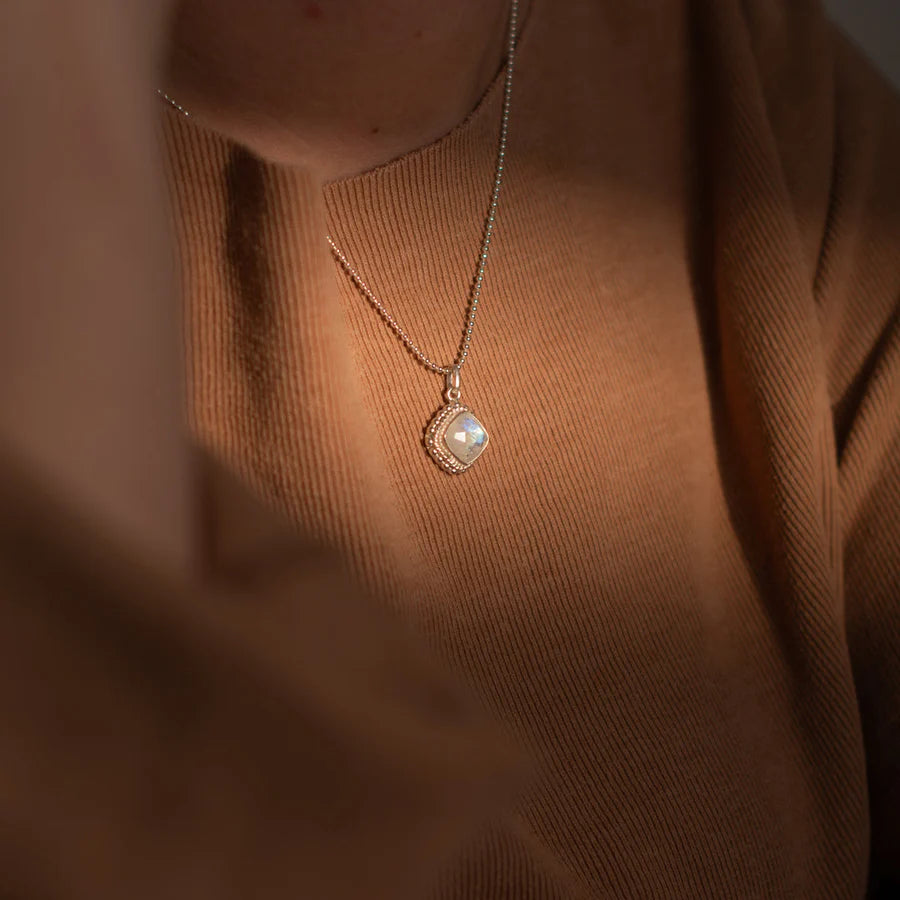 Perrine | Moonstone Necklace