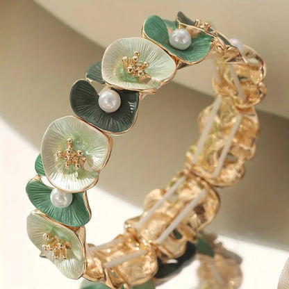 1+1 Offer: Elegant Pearl Necklace + Vintage Green Floral Pearl Bracelet