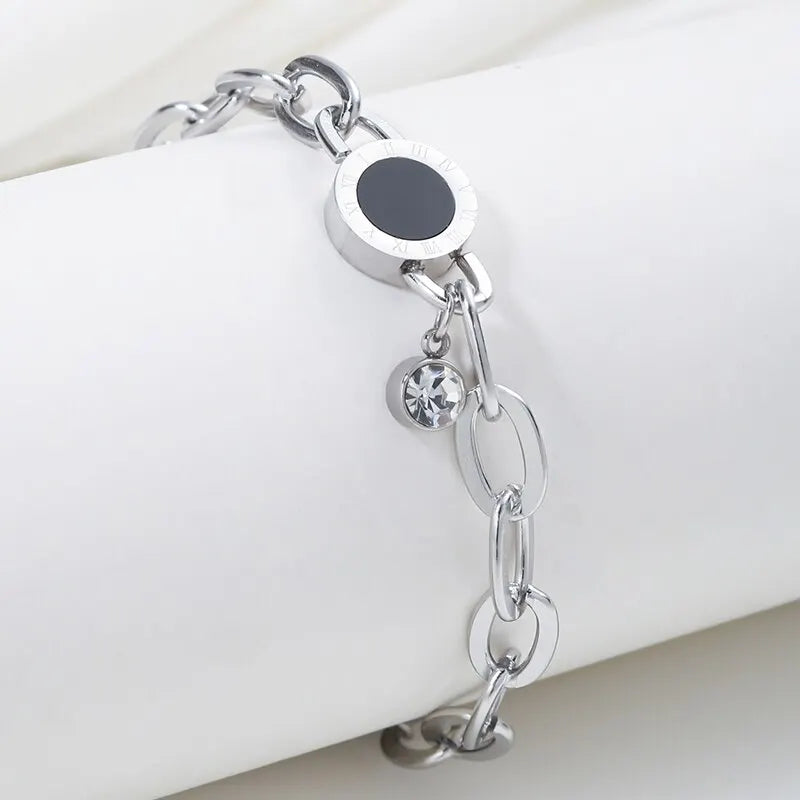 Nicole | Trendy Pendant Bracelet