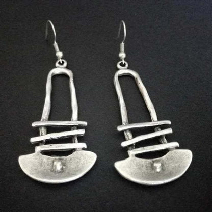 1+1 Offer: Geometric earrings with special shape
