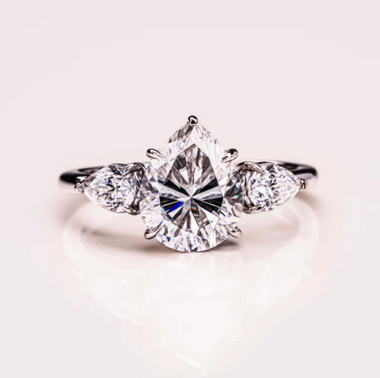 Nicola Pear Ring