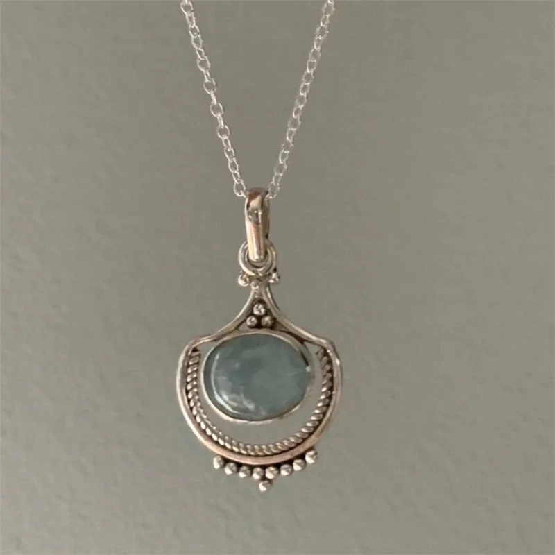 Elegant Green Stone Pendant