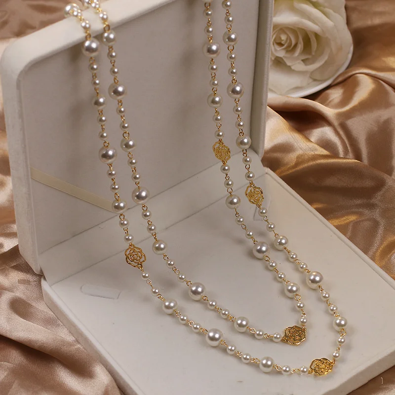 Modern Golden Pearl Necklace